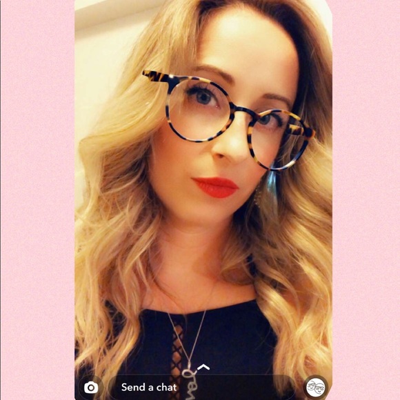 Meet your Posher Ella - Picture 2 of 14